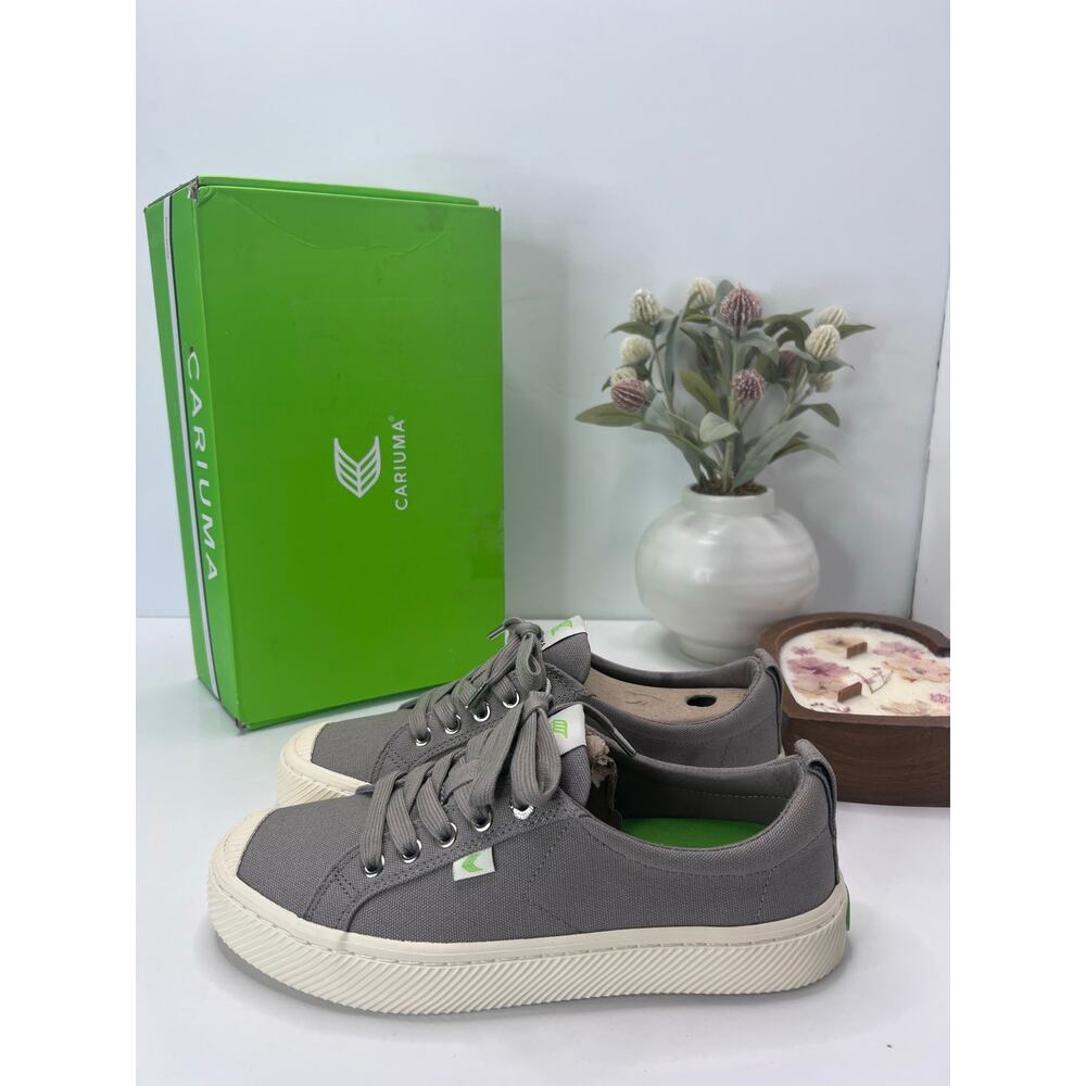 Cariuma OCA Low Casual Canvas Sneaker Gray Women's 8M Tried On